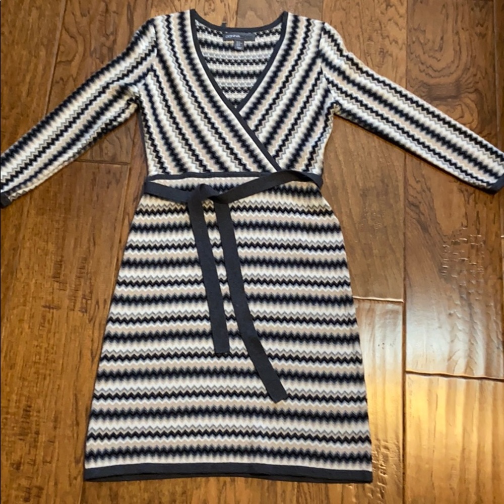 Women’s dress